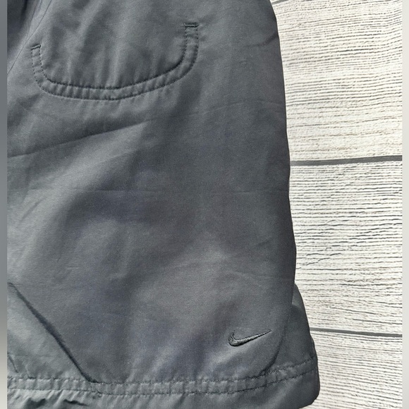 Nike Shorts - Picture 3 of 5